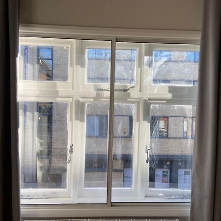 Period Apartment On South Bank 伦敦 外观 照片
